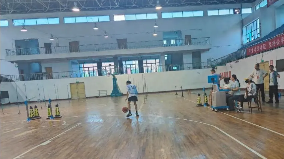 科技赋能体育中考，智能设备覆盖多项测试